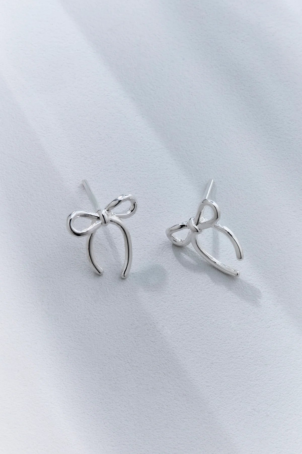 Orecchino fiocchetto