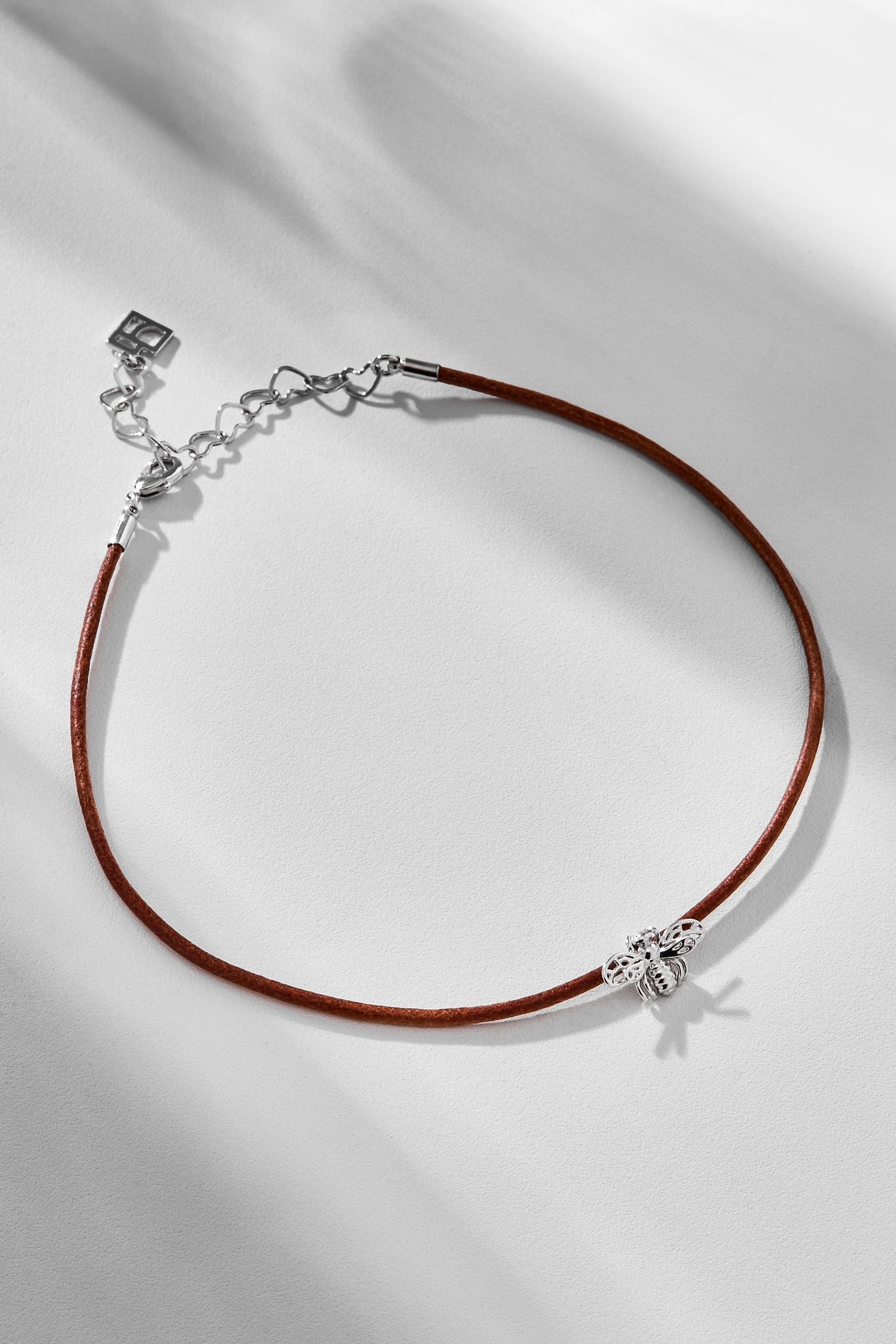 Collana piccola Ape in Pelle (Figlia)