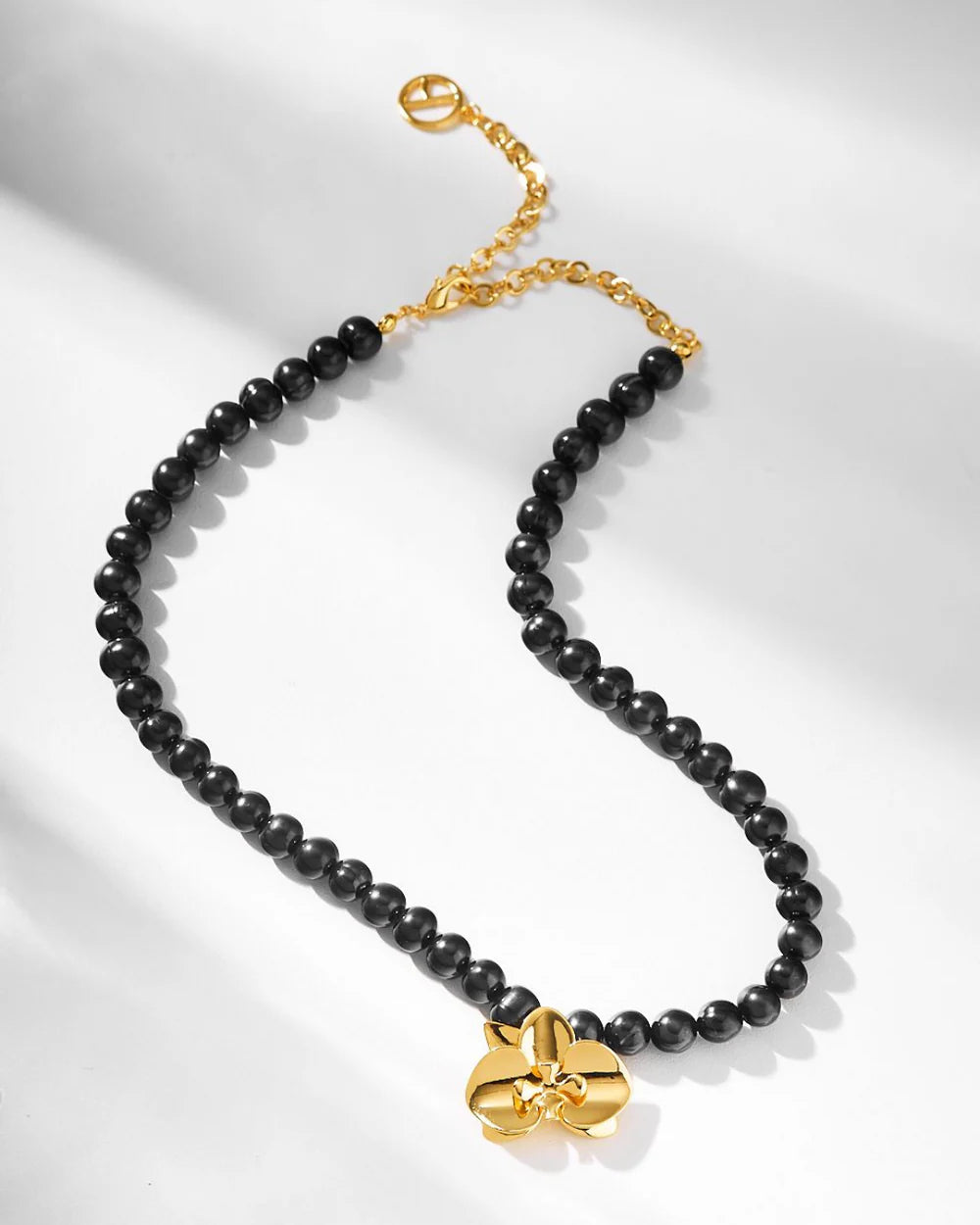 Collana Orchidea Mabe