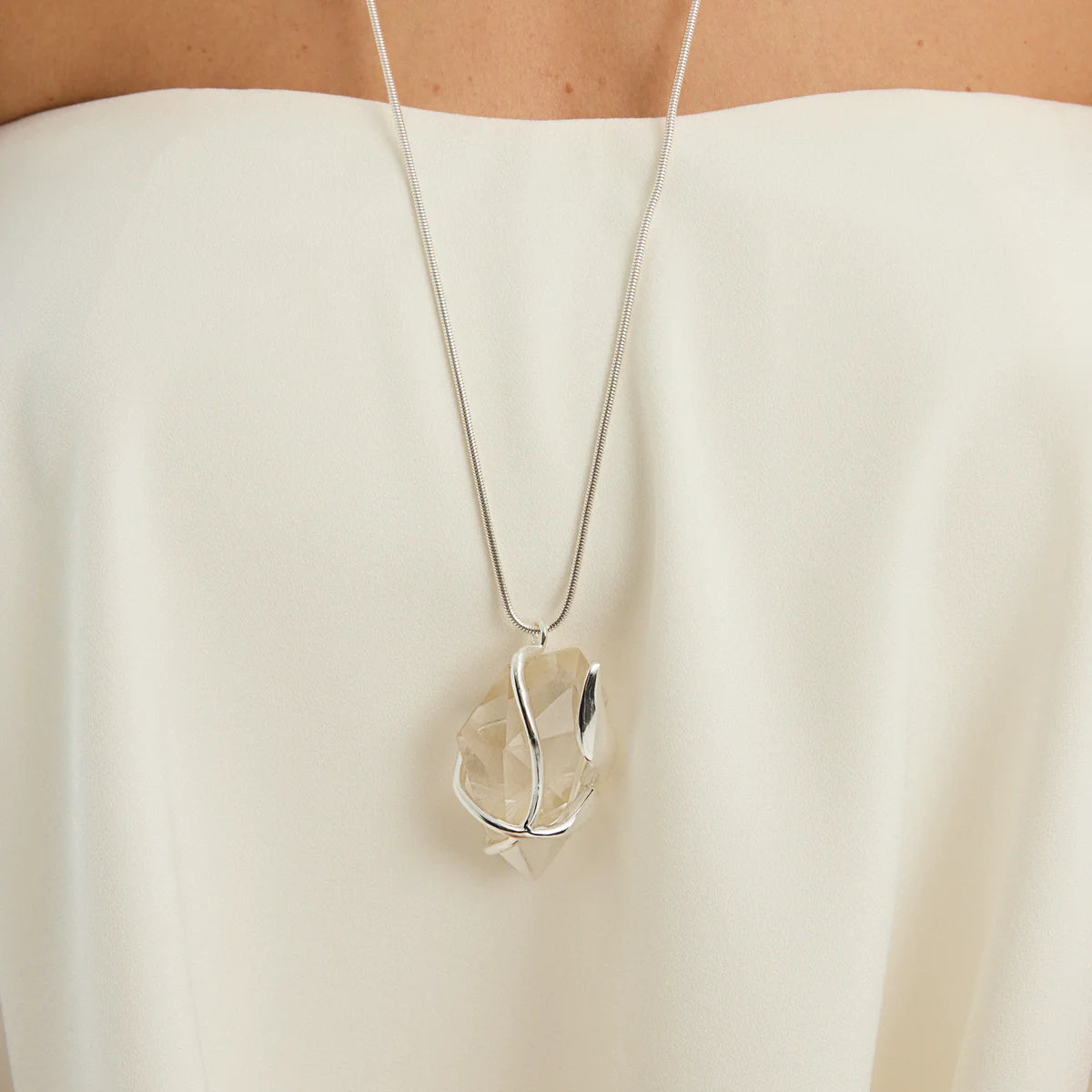 Collana Lucy