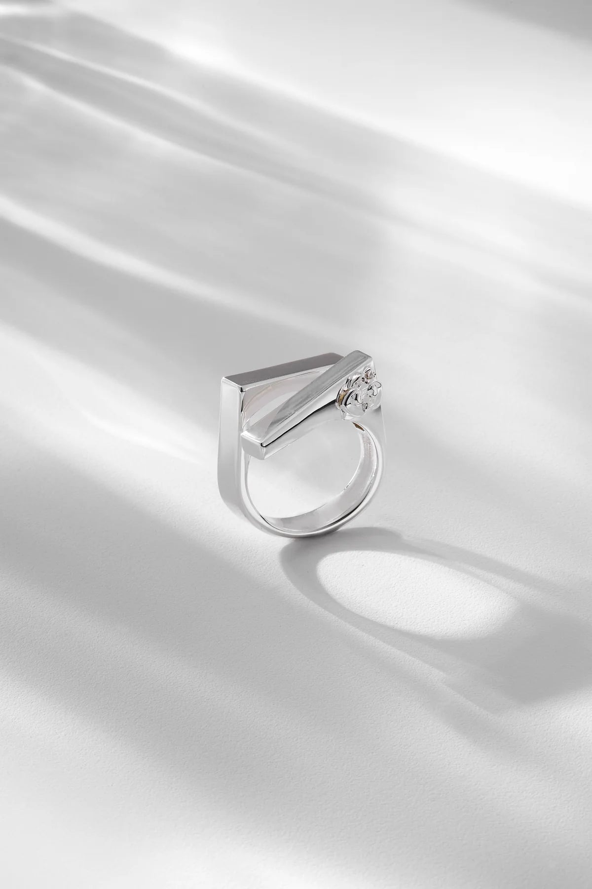 Anello Traço. Essencial