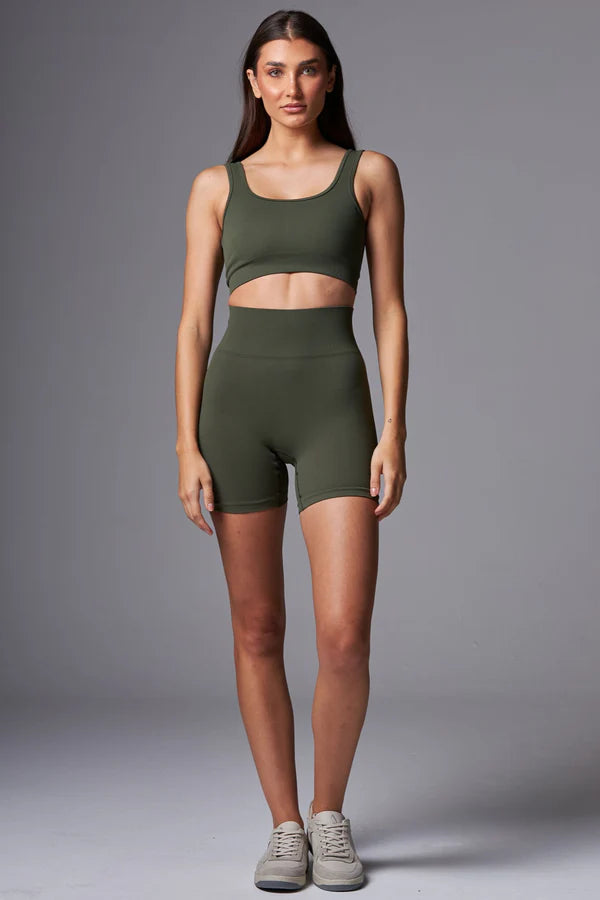 Top Outsider Seamless