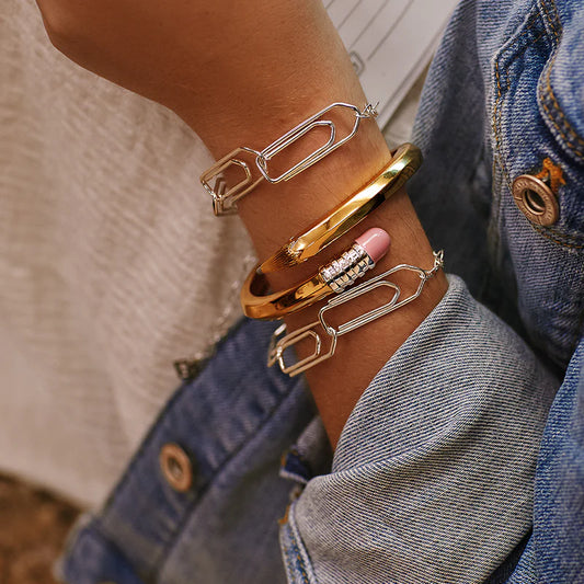 Pulseira de clipes