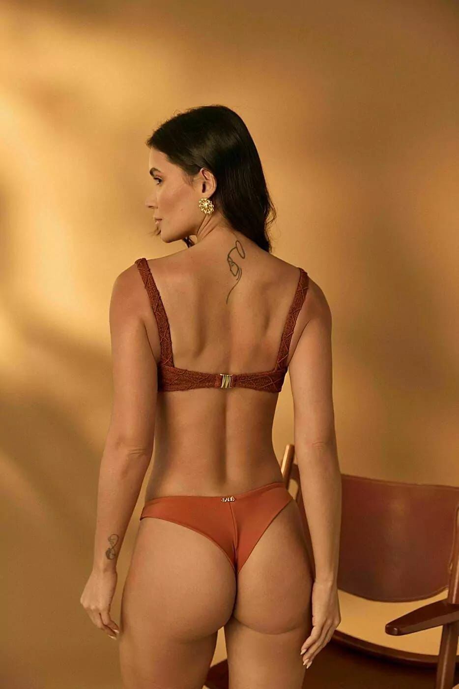 Vivienne oeste