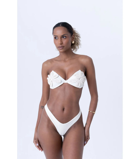 Bikini senza spalline con perle e applicazioni floreali